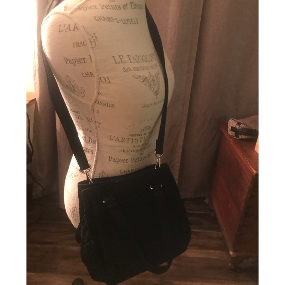 🖤 Vera Bradley small quilted crossbody
